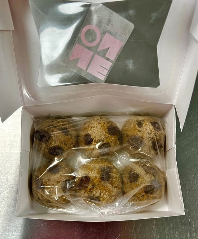 Frozen Cookie Dough (1/2 Dozen) Chocolate Chip.